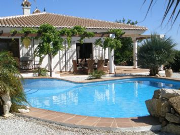 Holiday Villa Frigiliana - Pool View