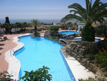 Holiday villas in Nerja -Communal Pool