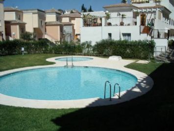 Nerja Apartments - Pool/Apartment Complex