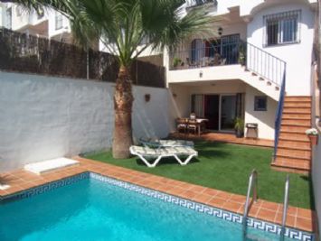 Villas Nerja - Pool & Garden
