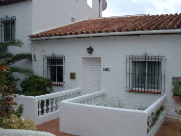 Villa Entrance - Villas nerja