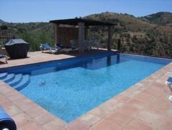 Property Sales Nerja Pool - Villas Nerja