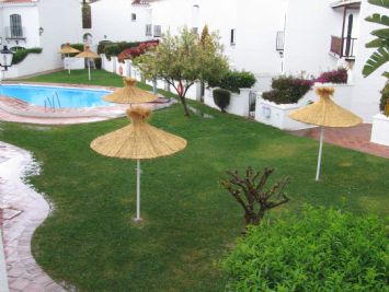 View of the Pool - Villas nerja