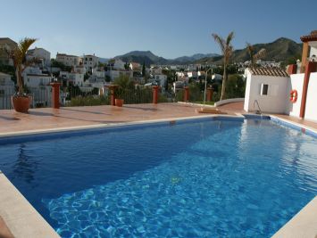 Communal Pool - Holiday Nerja