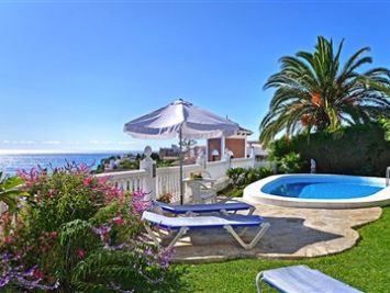 Pool & Terrace - Viilas in Nerja