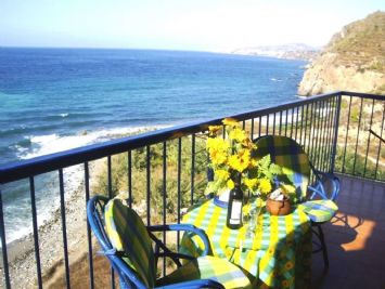 Accomodation in Nerja - SUN AND SEA FRONT TERRACE