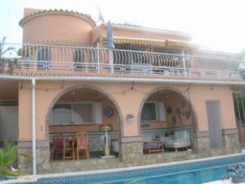 Property Sales in Nerja  House View	