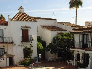Self Catering Villas Nerja - Communal Swimming Pool